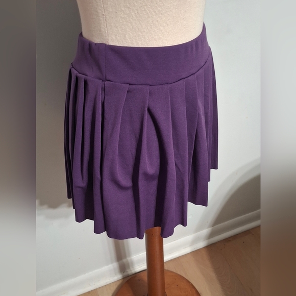 Pretty In Purple Mini Skirt- W Sz Medium - Picture 2 of 4